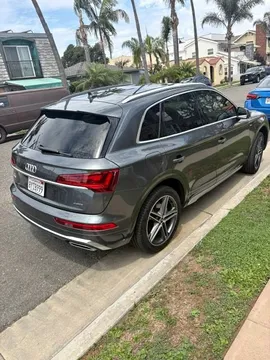 2022 Audi Q5 S-Line Prestige Plug-In Hybrid