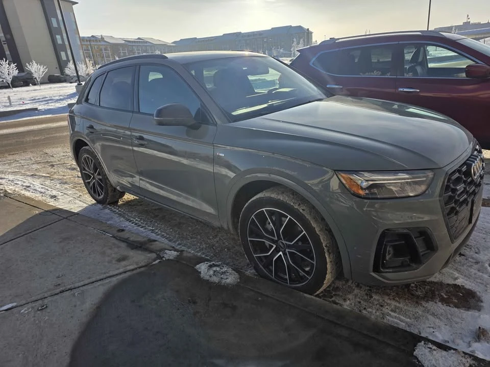 2022 Audi FY Q5 - Image 2 of 5