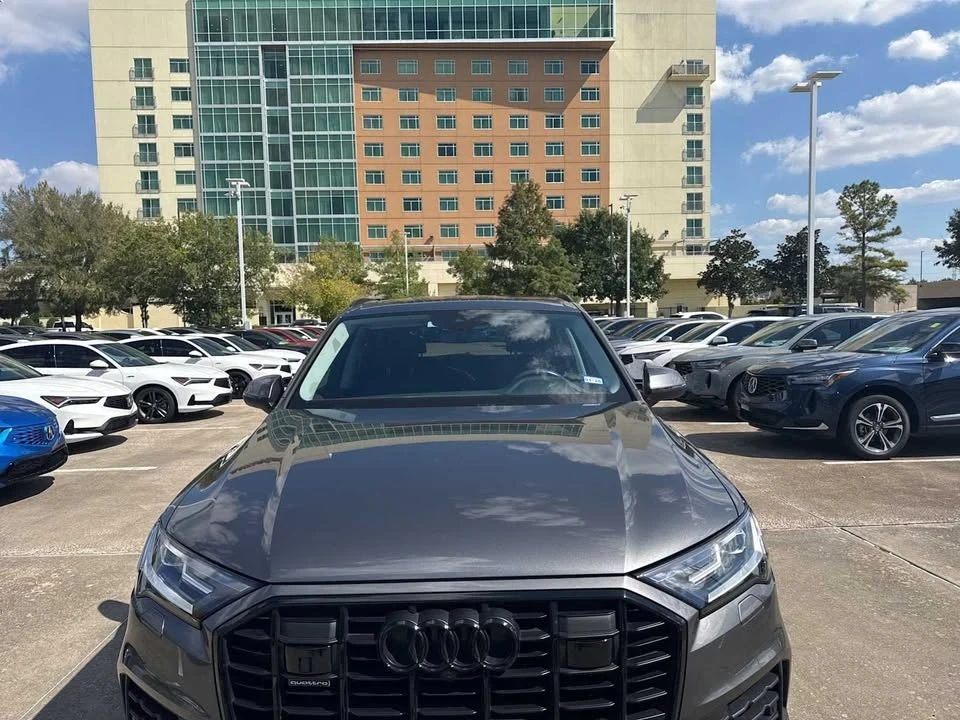 2022 Audi 4M Q7 - Image 2 of 9