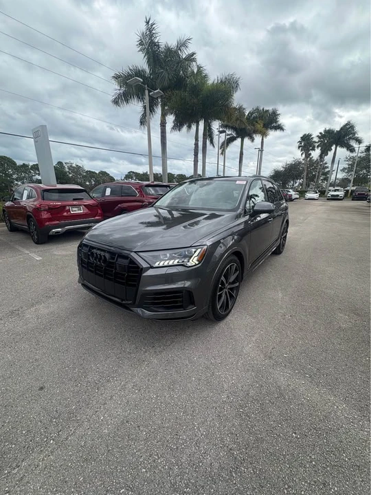 2022 Audi 4M Q7 - Image 2 of 10