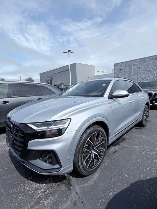 2022 Audi Q8 - Image 2 of 10