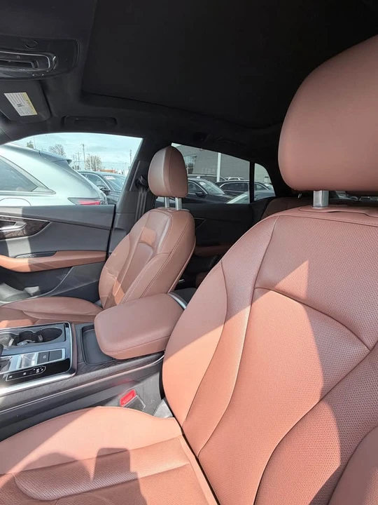 2022 Audi Q8 - Image 8 of 10