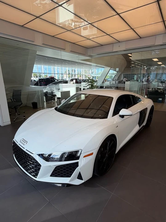 2022 Audi 4S R8 - Image 4 of 7