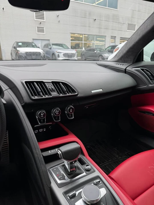 2022 Audi 4S R8 - Image 11 of 12