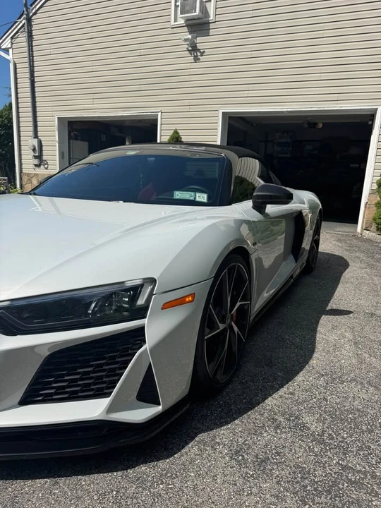 2022 Audi 4S R8 - Image 2 of 10