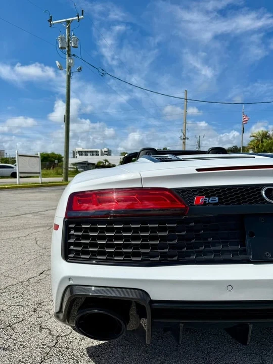 2022 Audi 4S R8 - Image 5 of 9