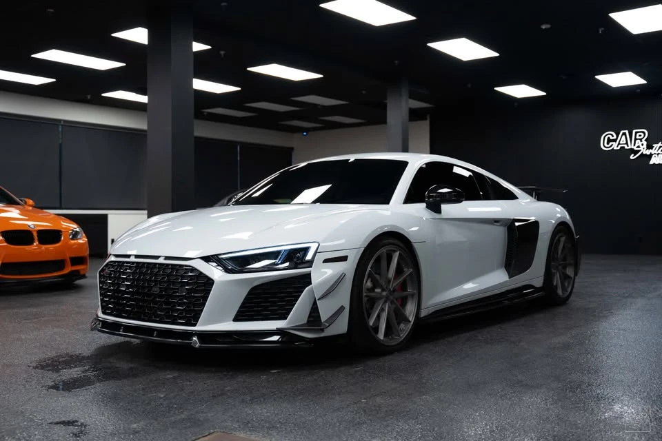 2022 Audi 4S R8 - Image 2 of 19