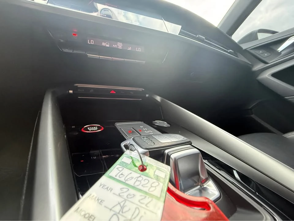2022 Audi 8Y RS3 - Image 10 of 12