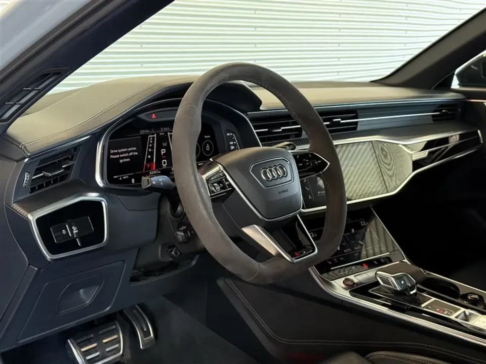 2022 Audi C8 RS6 - Image 9 of 19