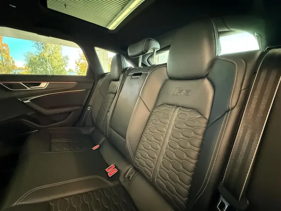 2022 Audi C8 RS6 - Image 11 of 19