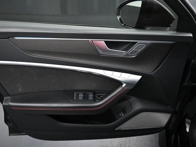 2022 Audi C8 RS6 - Image 19 of 20