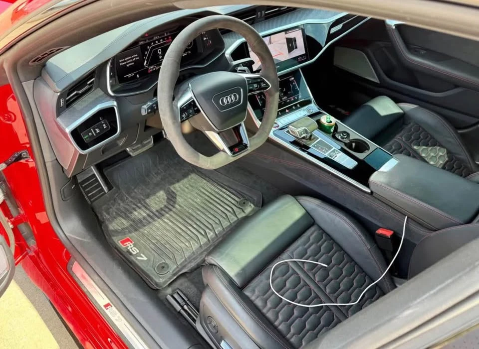 2022 Audi C8 RS7 - Image 13 of 19
