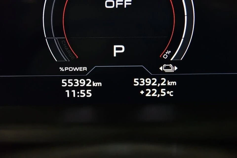 2022 Audi e-tron GT - Image 19 of 20