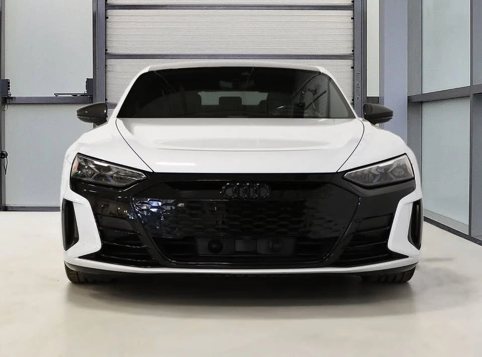 2022 Audi e-tron GT - Image 3 of 20