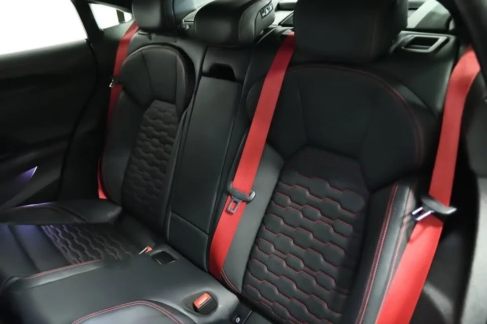2022 Audi e-tron GT - Image 17 of 20