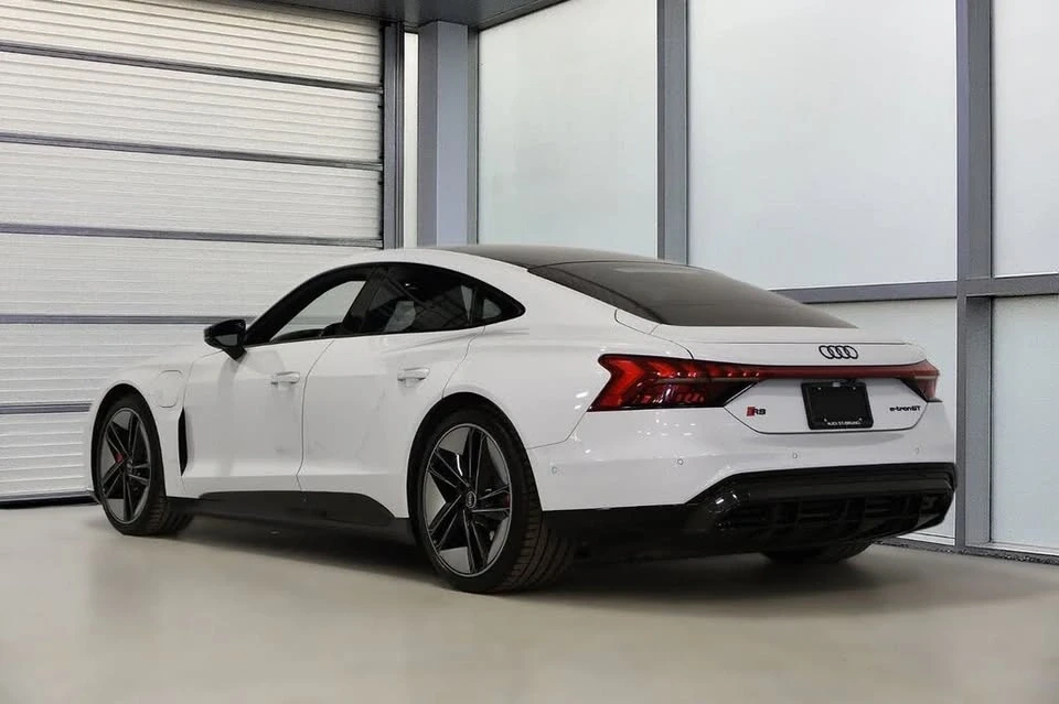 2022 Audi e-tron GT - Image 6 of 20