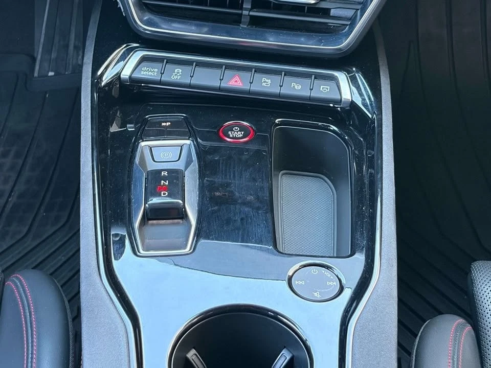 2022 Audi RS e-tron GT - Image 16 of 19