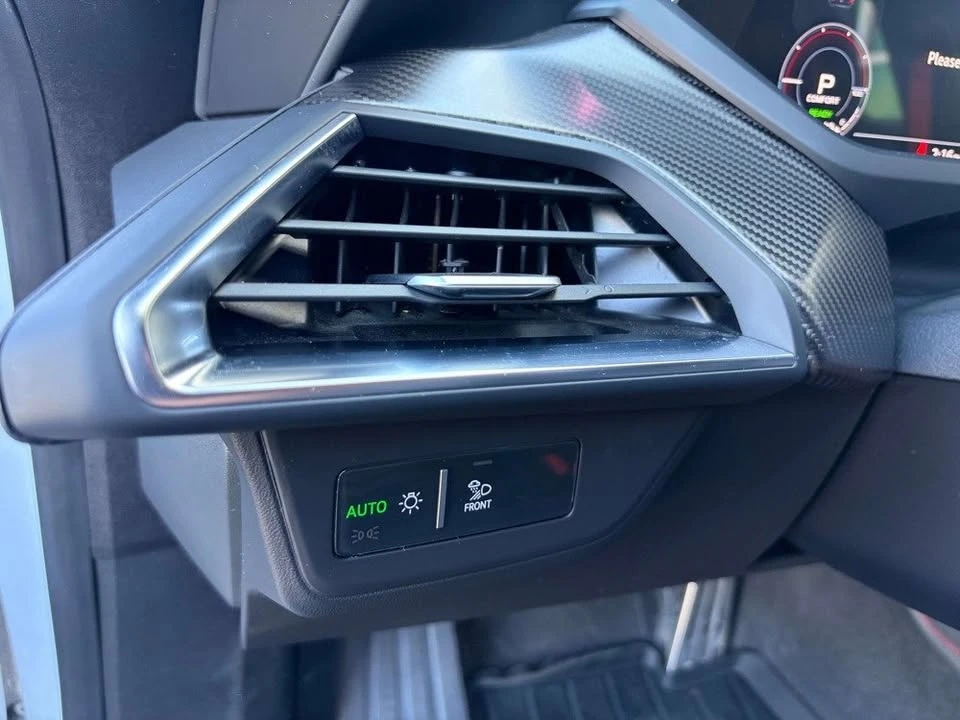 2022 Audi RS e-tron GT - Image 12 of 19