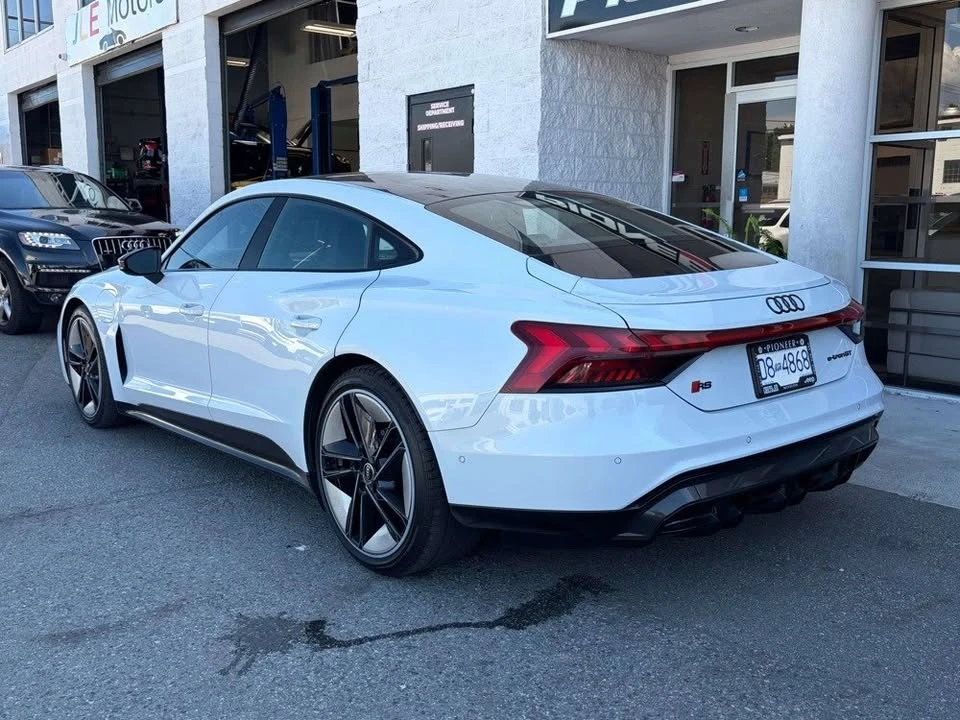 2022 Audi RS e-tron GT - Image 3 of 19