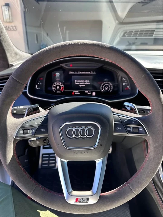 2022 Audi RS Q8 - Image 2 of 10