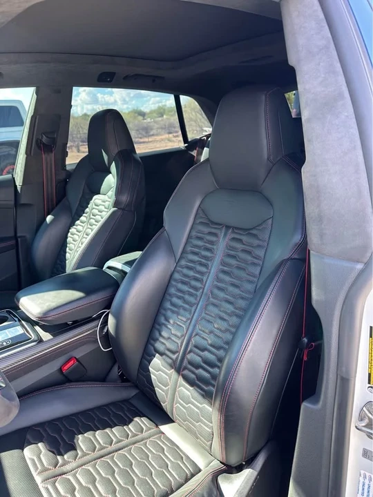 2022 Audi RS Q8 - Image 4 of 10