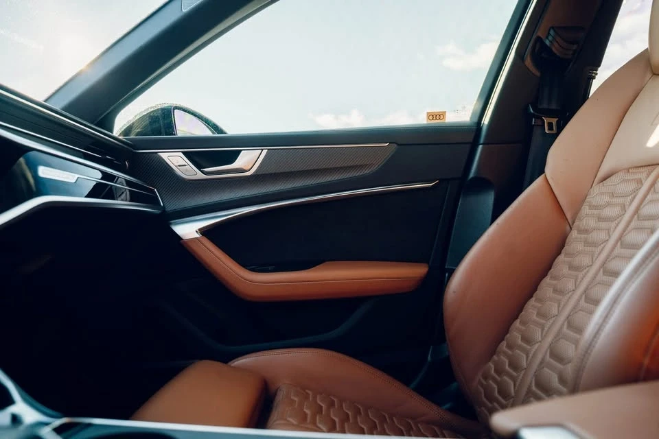2022 Audi C8 RS6 - Image 13 of 20