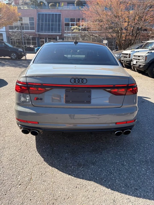 2022 Audi D5 S8 - Image 5 of 18