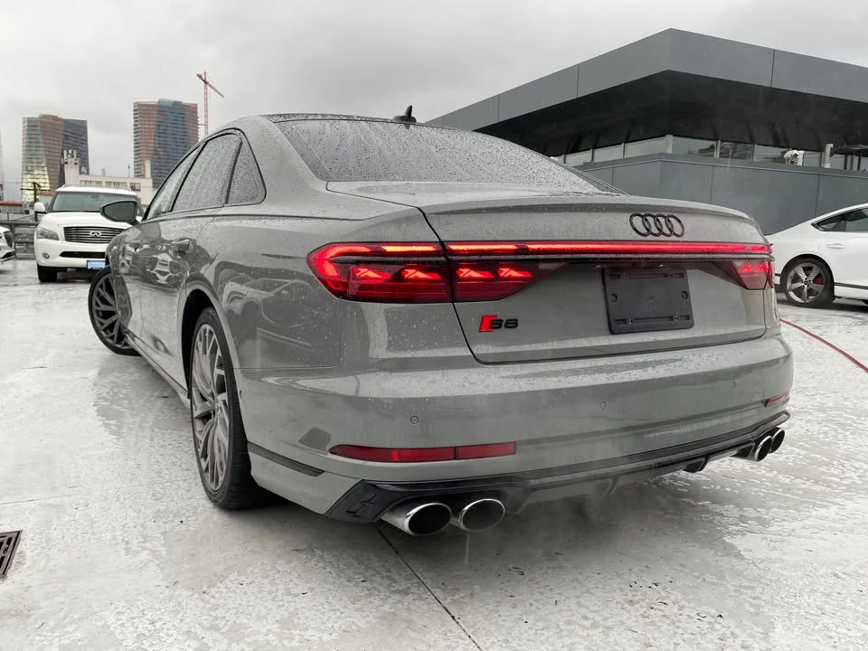 2022 Audi D5 S8 - Image 5 of 18