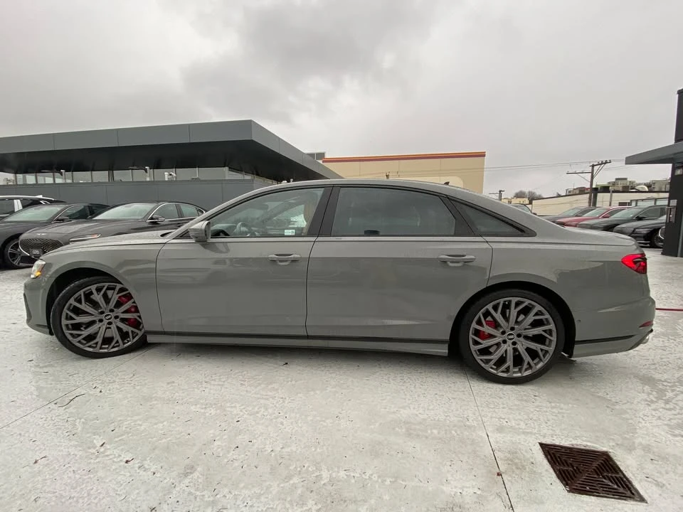2022 Audi D5 S8 - Image 4 of 18