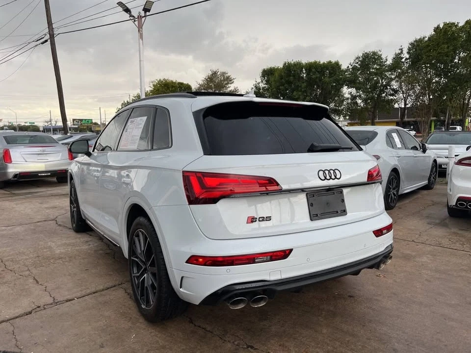 2022 Audi FY SQ5 - Image 4 of 12