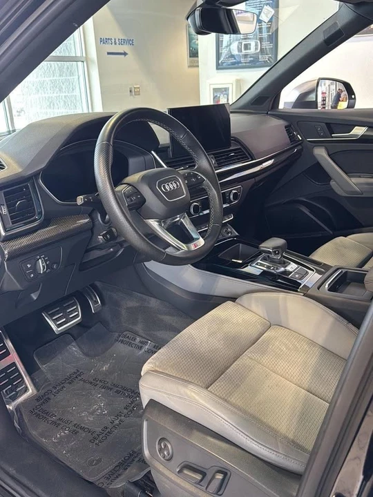 2022 Audi FY SQ5 - Image 9 of 20