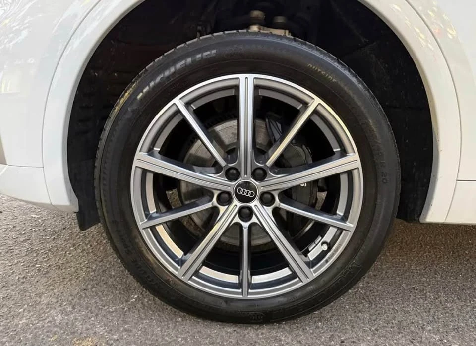 2022 Audi FY SQ5 - Image 8 of 17