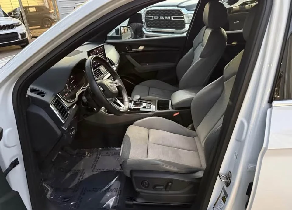 2022 Audi FY SQ5 - Image 11 of 17