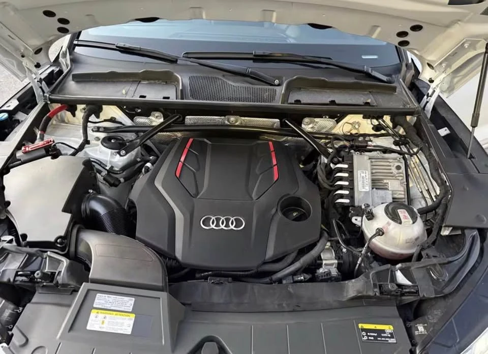 2022 Audi FY SQ5 - Image 10 of 17