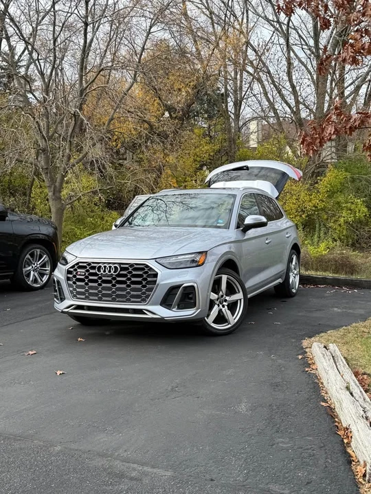 2022 Audi FY SQ5 - Image 2 of 4
