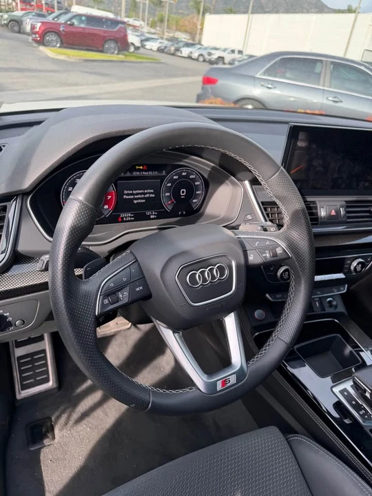 2022 Audi FY SQ5 - Image 9 of 12