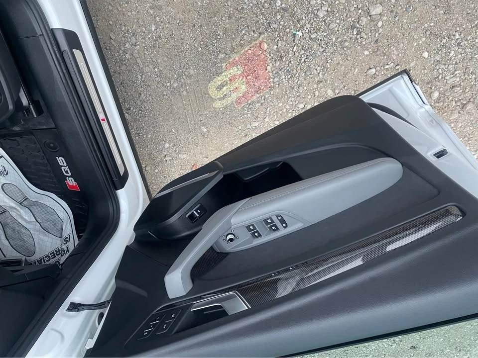 2022 Audi FY SQ5 - Image 6 of 20