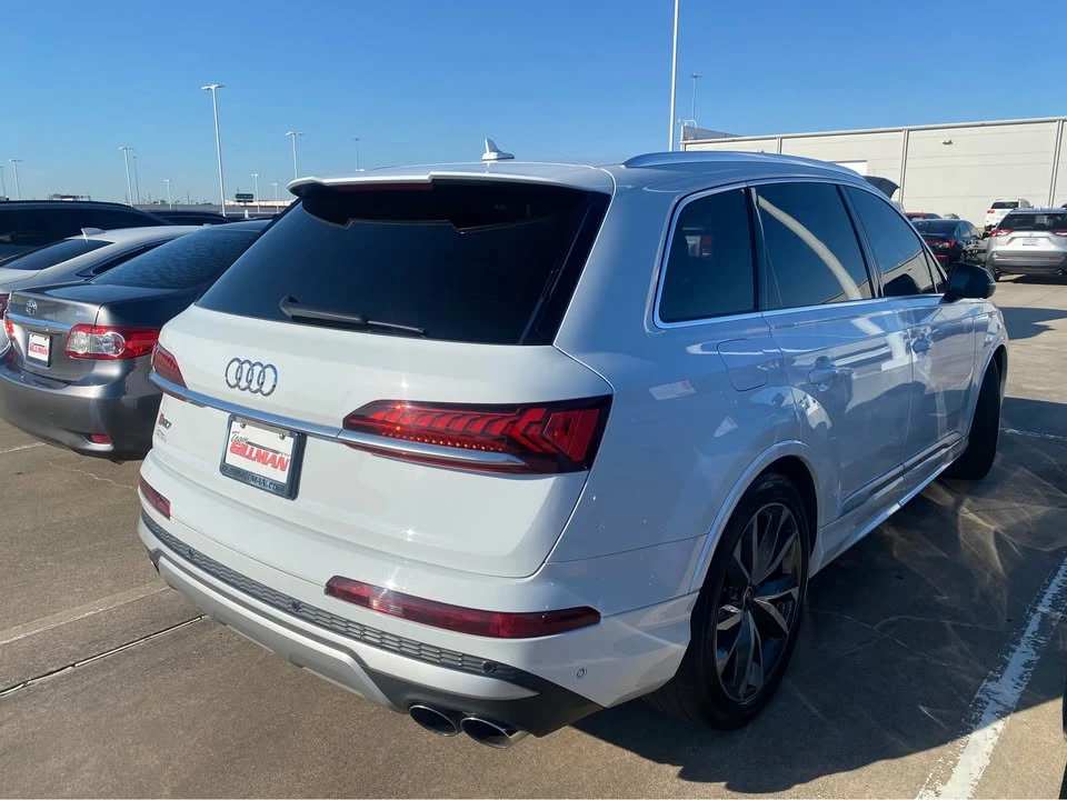 2022 Audi SQ7 - Image 4 of 5
