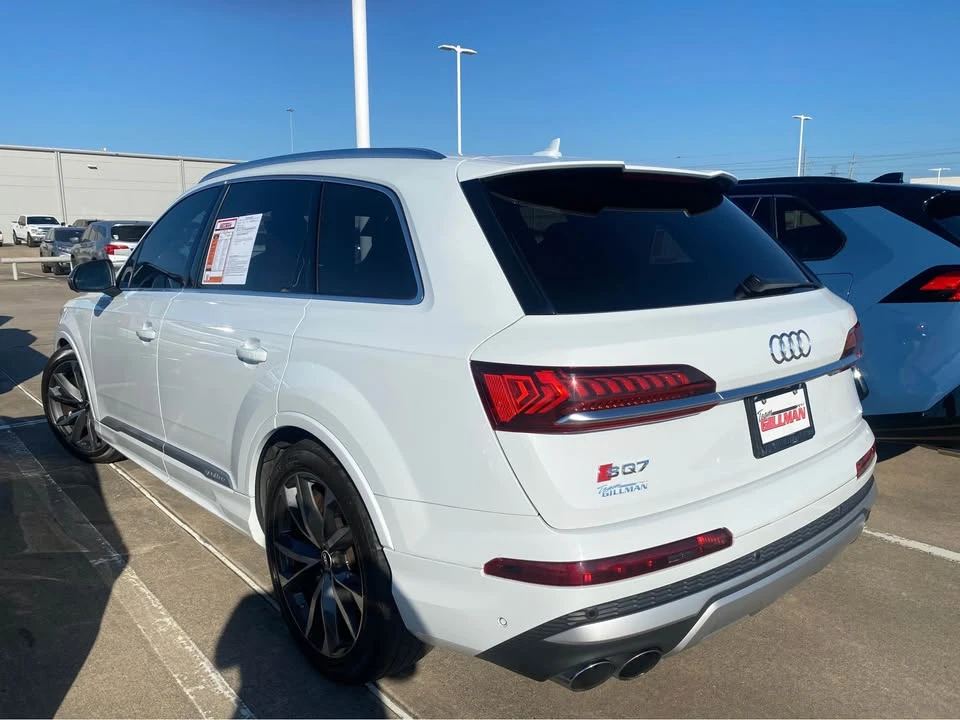 2022 Audi SQ7 - Image 3 of 5