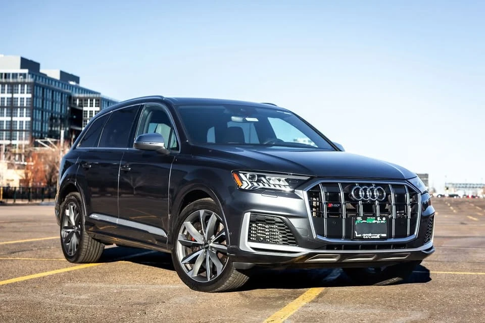 2022 Audi SQ7 - Image 10 of 15