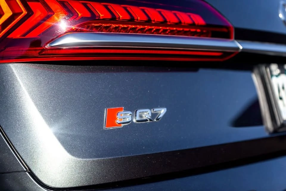 2022 Audi SQ7 - Image 14 of 15