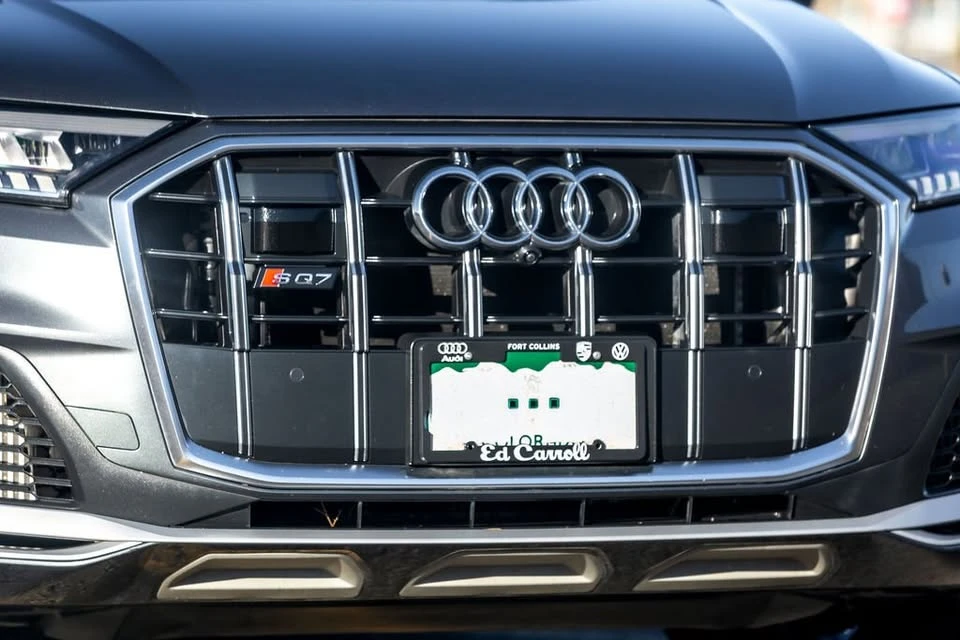 2022 Audi SQ7 - Image 9 of 15