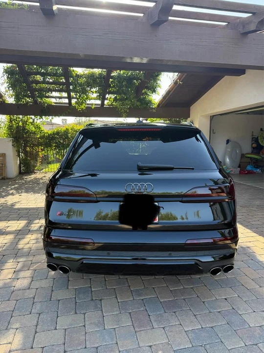 2022 Audi SQ7 - Image 2 of 11