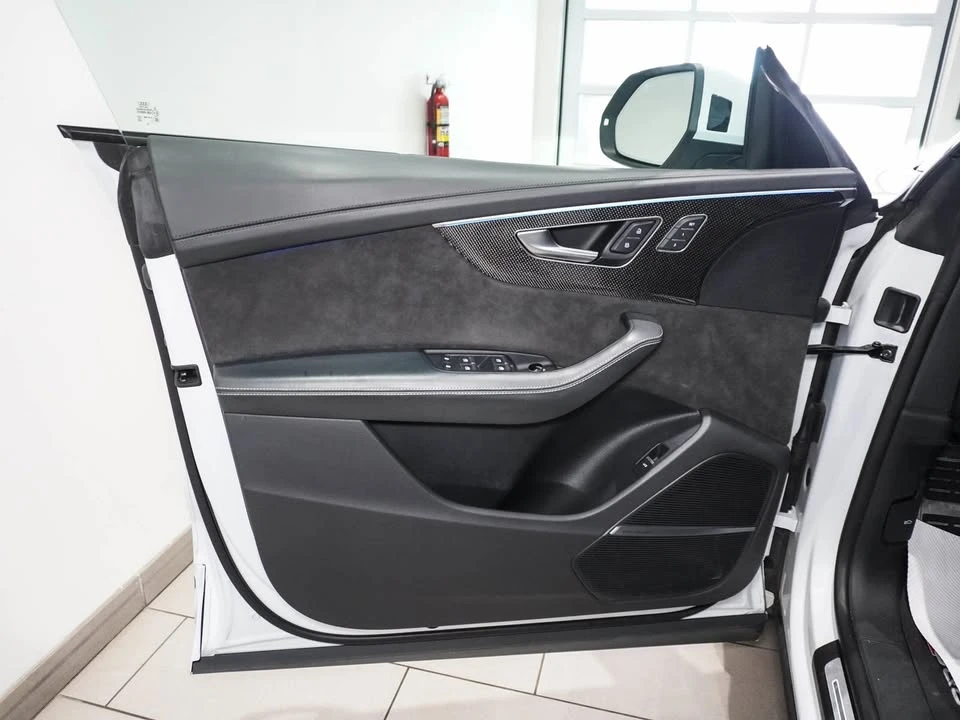 2022 Audi SQ8 - Image 8 of 10