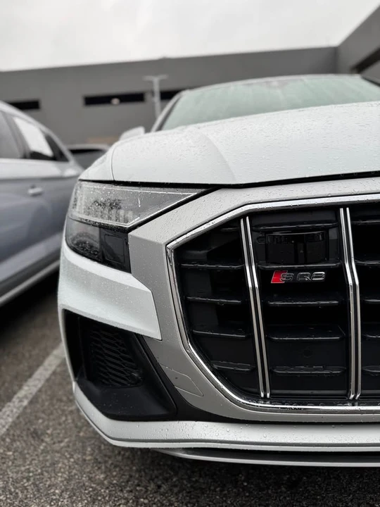 2022 Audi SQ8 - Image 2 of 15