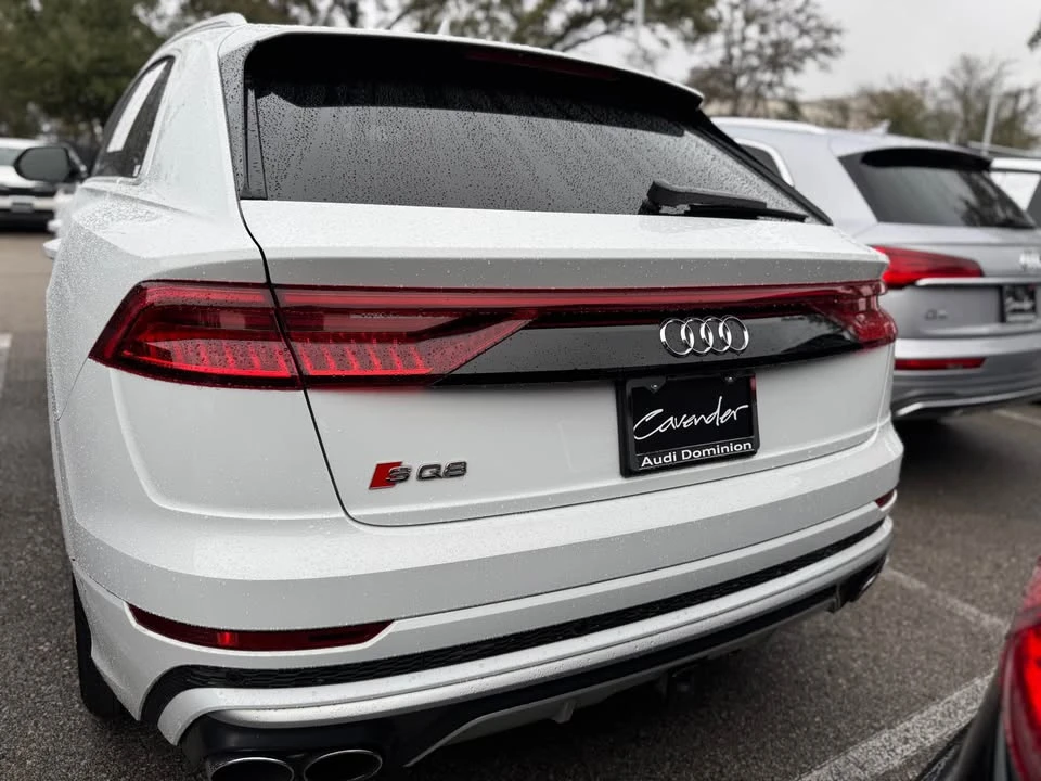 2022 Audi SQ8 - Image 3 of 15