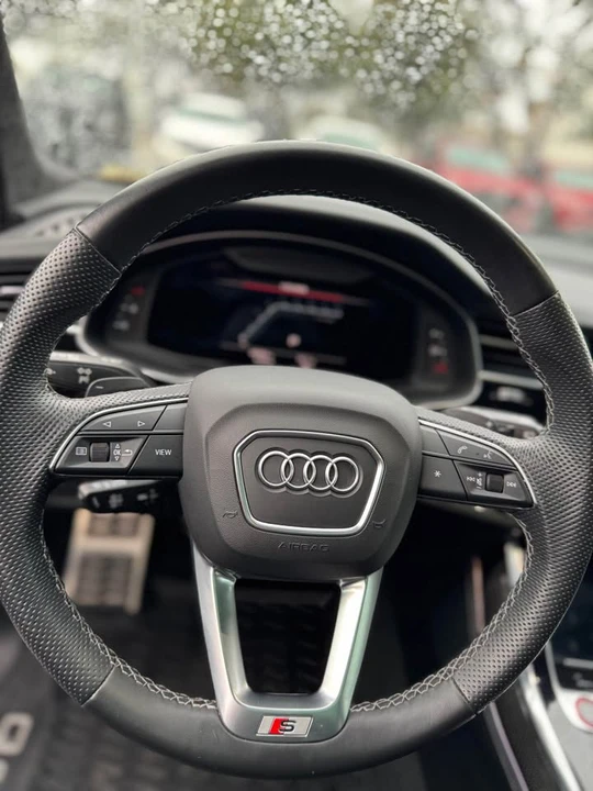 2022 Audi SQ8 - Image 4 of 15