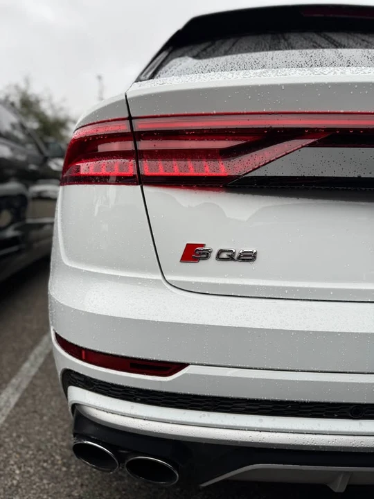 2022 Audi SQ8 - Image 5 of 15