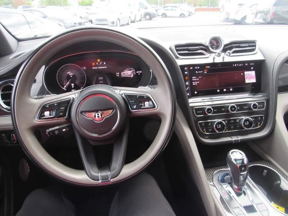 2022 Bentley Bentayga - Image 16 of 20