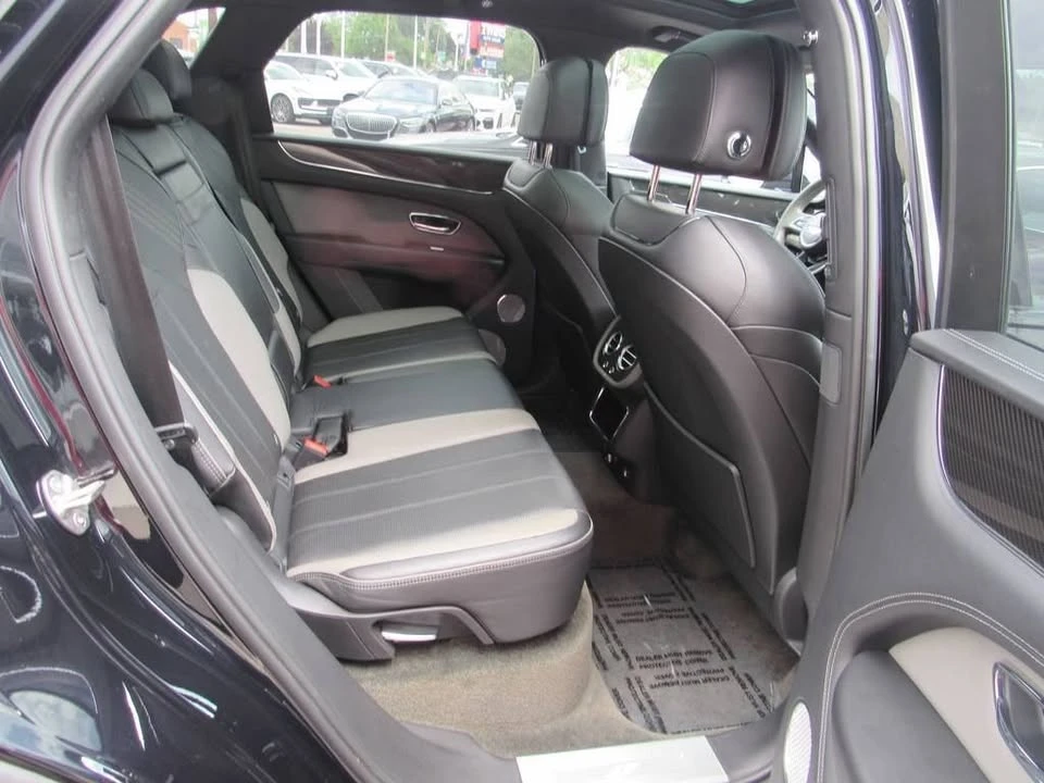2022 Bentley Bentayga - Image 13 of 20